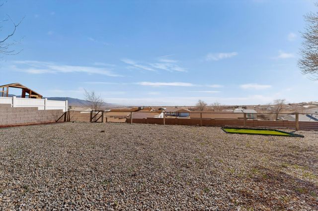 4542 Sunstone Way NE, Rio Rancho, NM 87124