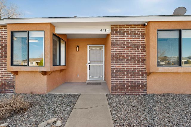 4542 Sunstone Way NE, Rio Rancho, NM 87124