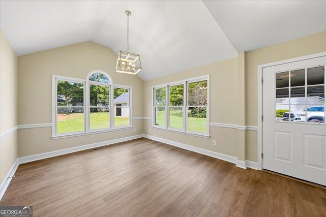 120 Deer Ridge Drive, Lizella, GA 31052