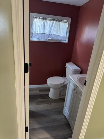 89 Lakeview Avenue, Edgerton, WI 53534