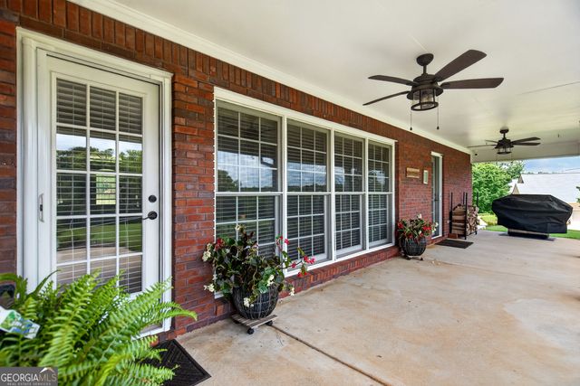 113 Prestwick Drive, Lagrange, GA 30241