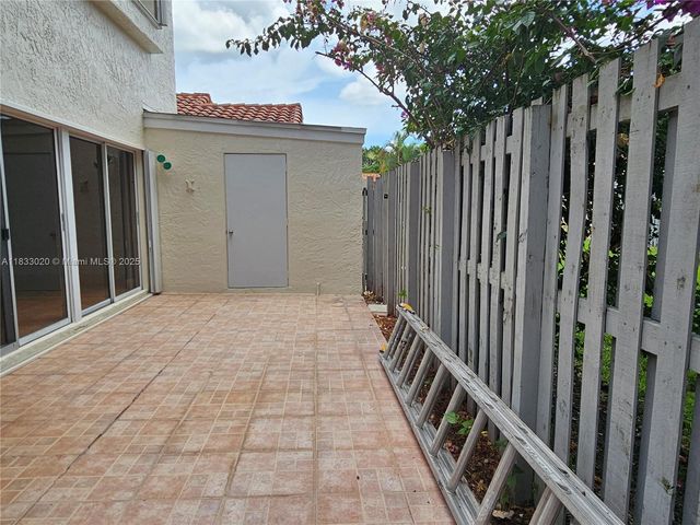 1359 Springside Dr, Weston, FL 33326