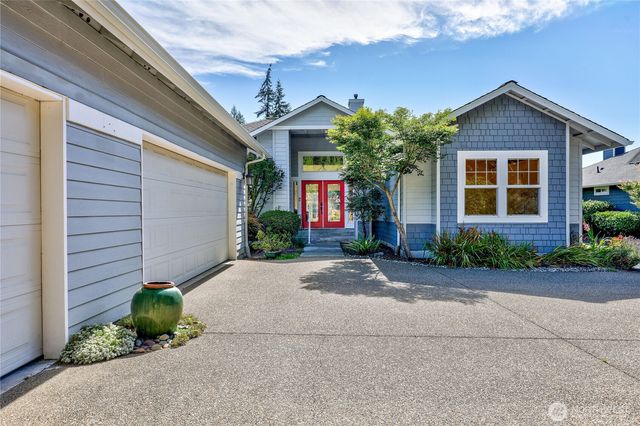 612 Rainier Lane, Port Ludlow, WA 98365
