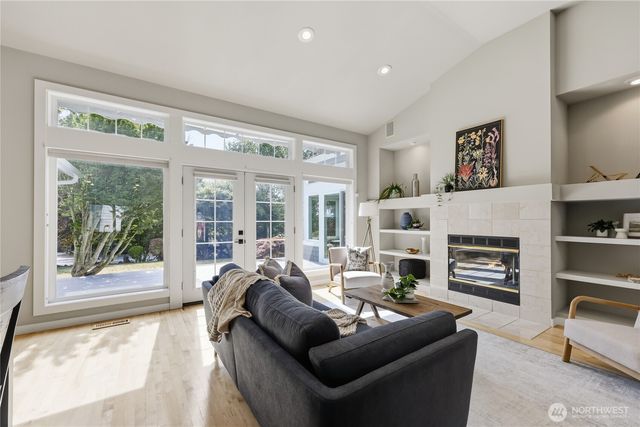 612 Rainier Lane, Port Ludlow, WA 98365