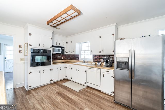 1102 Old Rockmart Road SE, Silver Creek, GA 30173