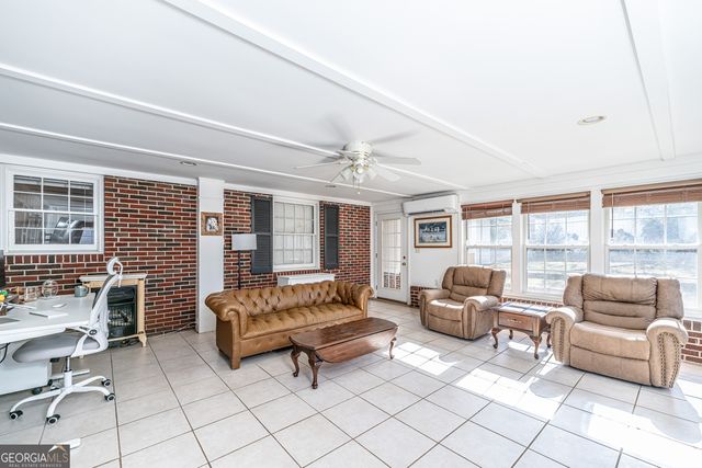 1102 Old Rockmart Road SE, Silver Creek, GA 30173