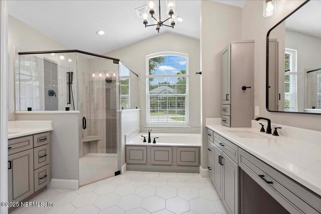 7892 TURNSTONE Circle E, Jacksonville, FL 32256