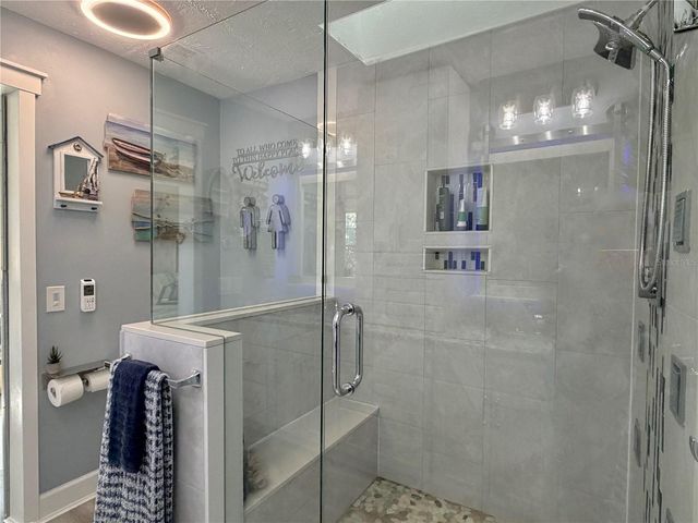 12400 S PUTNEY COURT, Leesburg, FL 34788