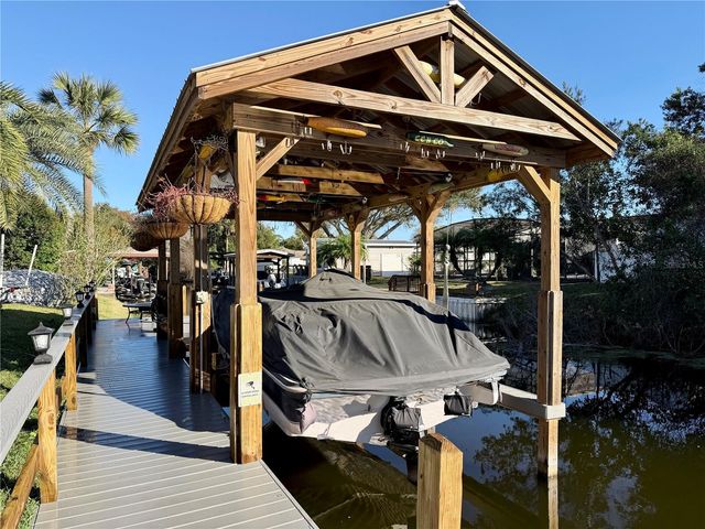 12400 S PUTNEY COURT, Leesburg, FL 34788