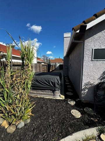 8098 Langham Way, Sacramento, CA 95829