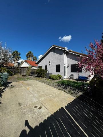 8098 Langham Way, Sacramento, CA 95829