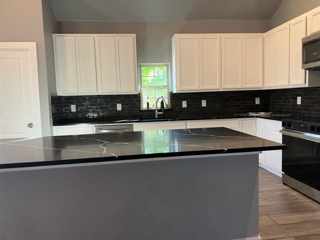 1202 Commerce Drive, Greenville, TX 75401