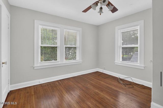 2227 Portsmouth Avenue, Toledo, OH 43613