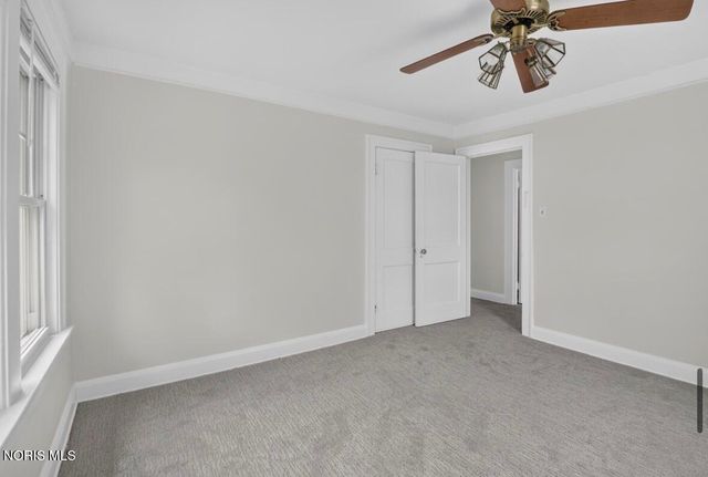 2227 Portsmouth Avenue, Toledo, OH 43613