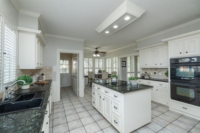 7830 Villa Palms Drive, Houston, TX 77095