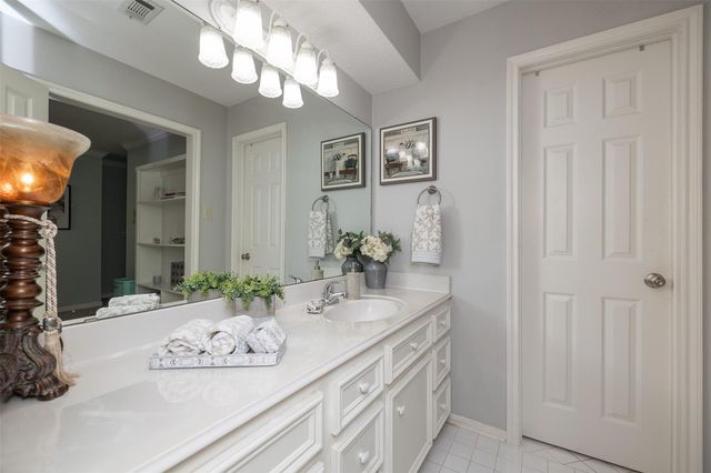 7830 Villa Palms Drive, Houston, TX 77095