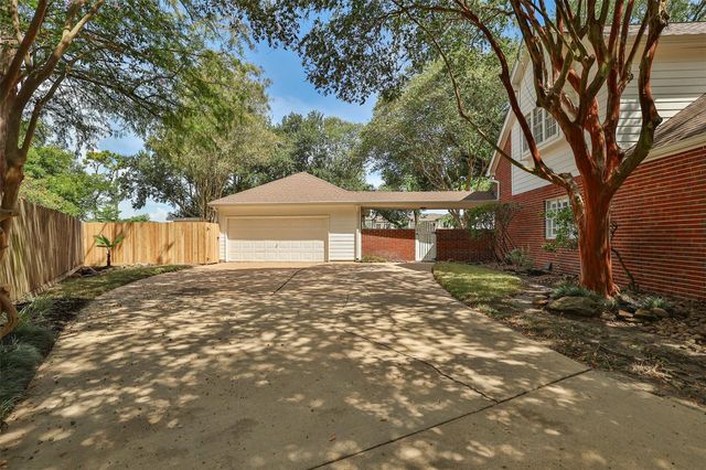 7830 Villa Palms Drive, Houston, TX 77095