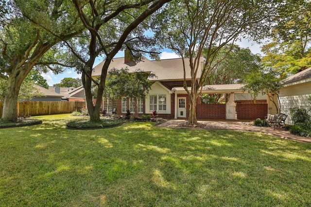7830 Villa Palms Drive, Houston, TX 77095