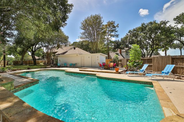 7830 Villa Palms Drive, Houston, TX 77095