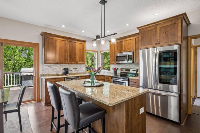 6287 Juneau Lane N, Maple Grove, MN 55311