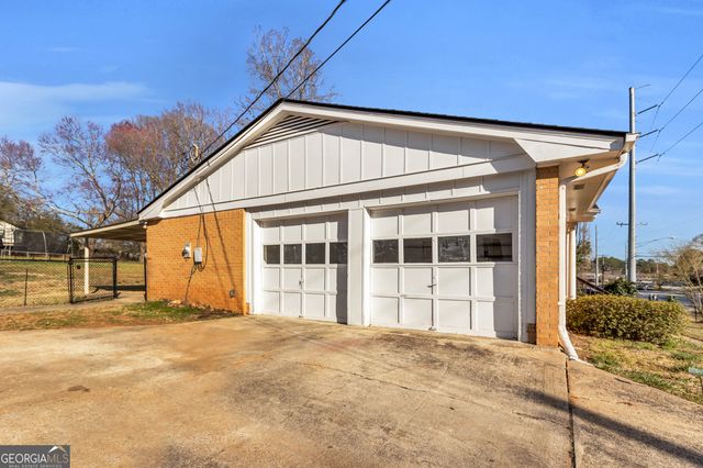 2338 Rockbridge Road, Stone Mountain, GA 30087