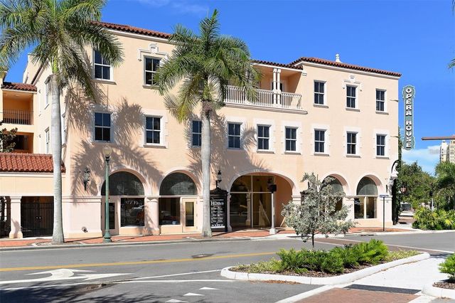 8150 INDIGO RIDGE TERRACE, University Park, FL 34201