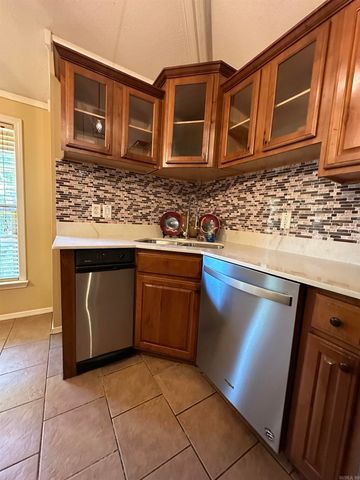13616 Dynasty Drive, Alexander, AR 72002