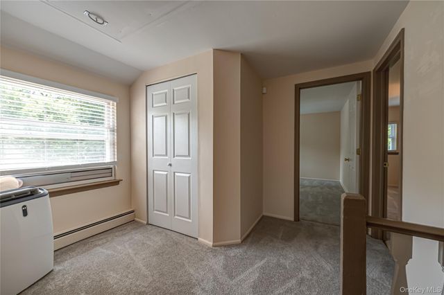 16 Sussex Lane, Lake Grove, NY 11755