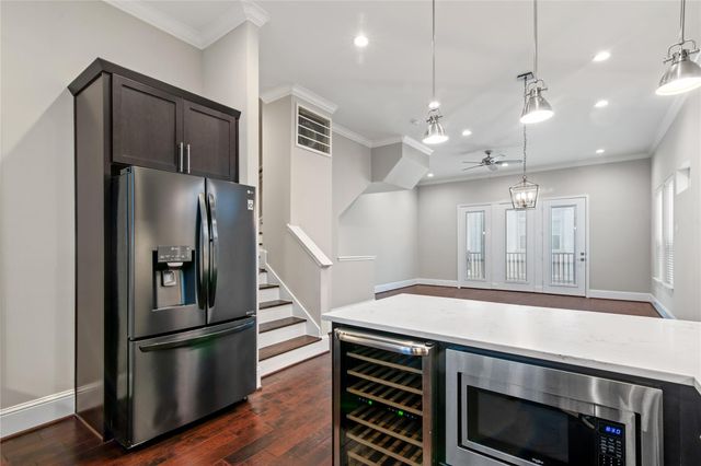 407 N Nagle Street N B, Houston, TX 77003