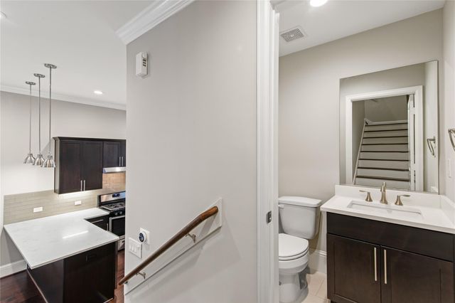 407 N Nagle Street N B, Houston, TX 77003