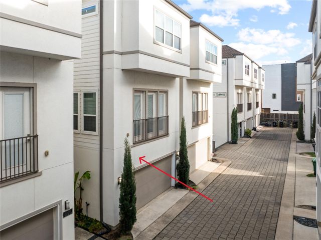 407 N Nagle Street N B, Houston, TX 77003