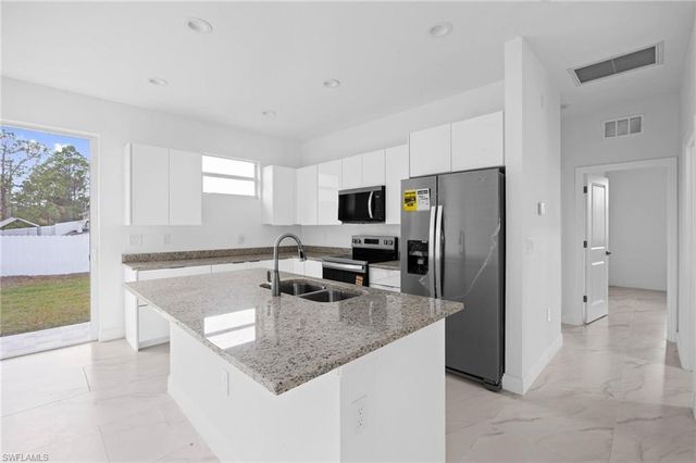 1923 Sunniland BLVD, Lehigh Acres, FL 33971