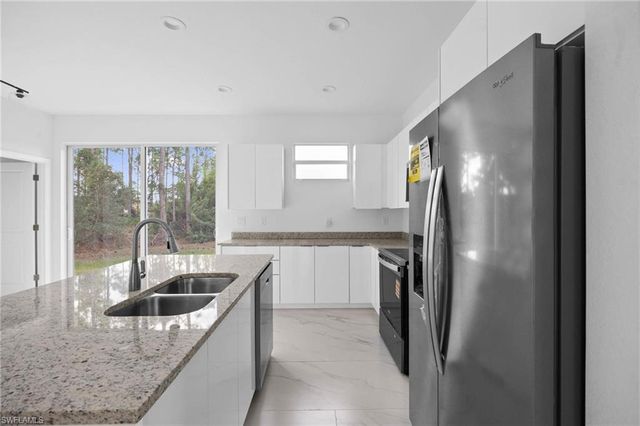 1923 Sunniland BLVD, Lehigh Acres, FL 33971