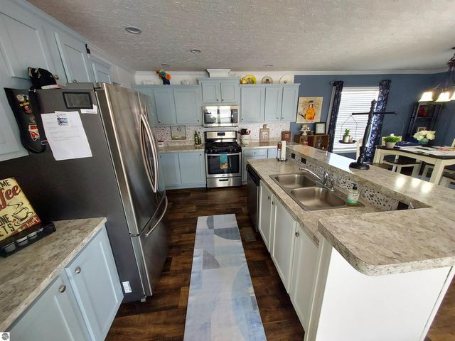 2259 Leisure Lane, Traverse City, MI 49686