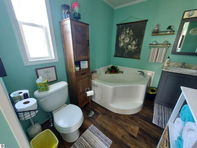 2259 Leisure Lane, Traverse City, MI 49686