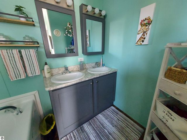 2259 Leisure Lane, Traverse City, MI 49686