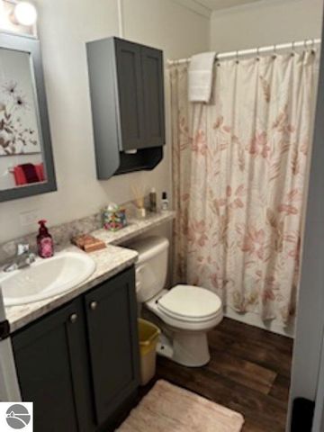 2259 Leisure Lane, Traverse City, MI 49686