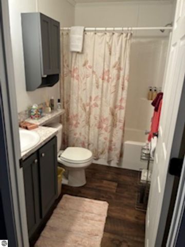 2259 Leisure Lane, Traverse City, MI 49686