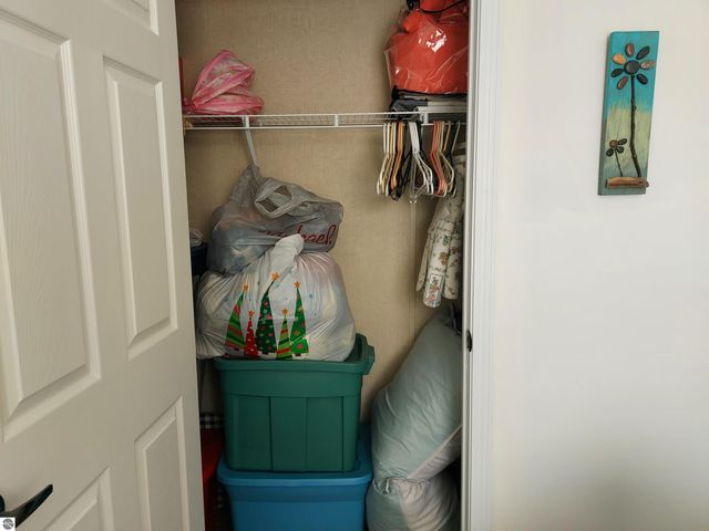 2259 Leisure Lane, Traverse City, MI 49686