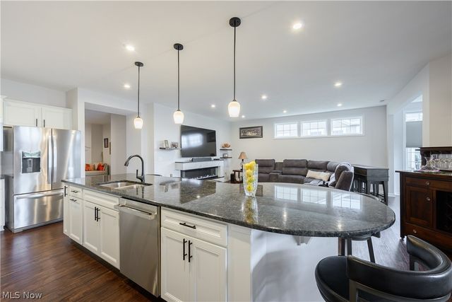 3130 Aspen Lane, Twinsburg, OH 44087