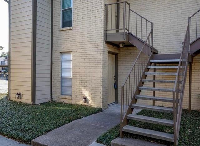 10650 Steppington Drive 122, Dallas, TX 75230
