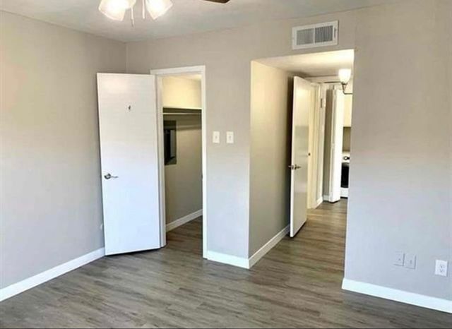 10650 Steppington Drive 122, Dallas, TX 75230