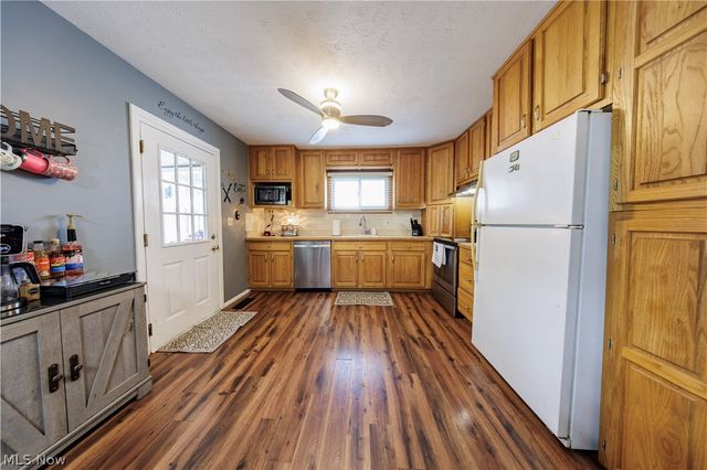 395 Pattie Drive, Berea, OH 44017