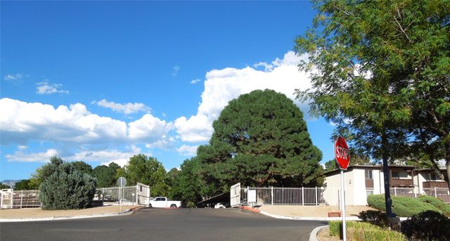 1601 Pennsylvania Street NE S-02, Albuquerque, NM 87110
