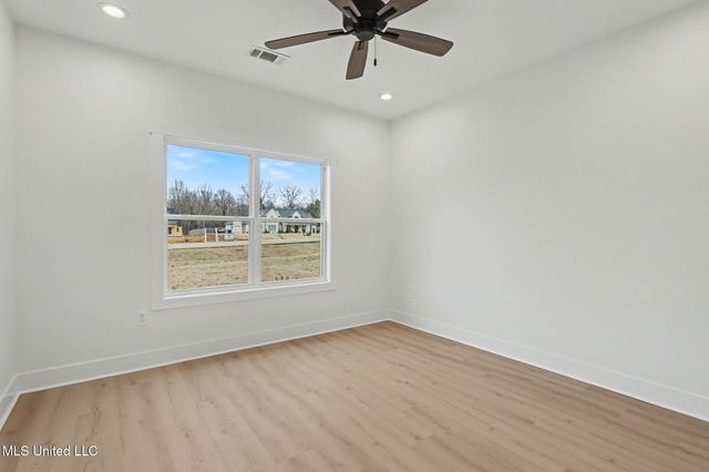 2737 Highwoods Drive, Byhalia, MS 38611