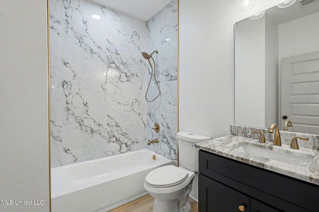 2737 Highwoods Drive, Byhalia, MS 38611