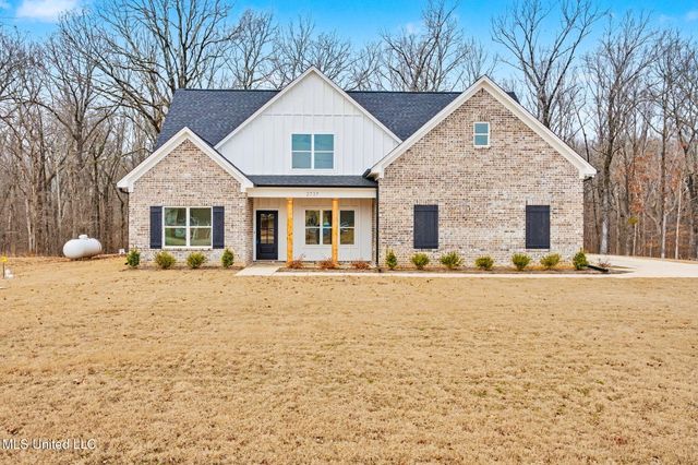 2737 Highwoods Drive, Byhalia, MS 38611