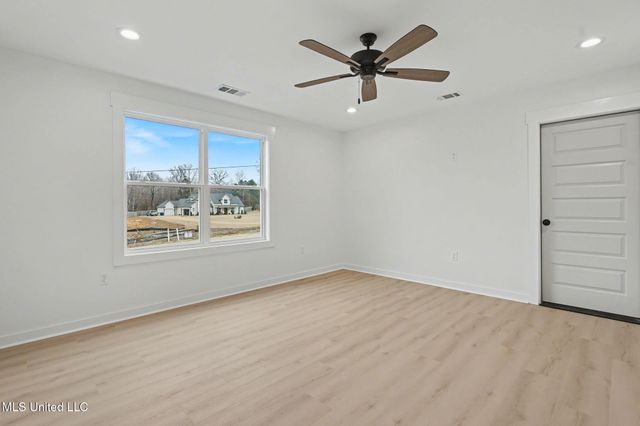 2737 Highwoods Drive, Byhalia, MS 38611