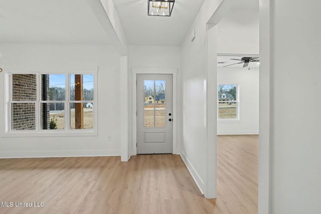 2737 Highwoods Drive, Byhalia, MS 38611