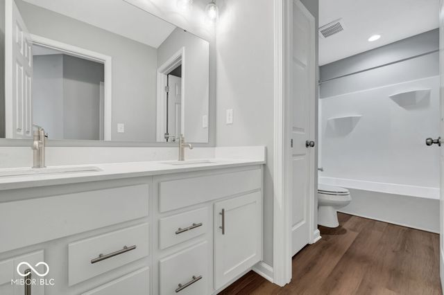 1109 Ridgevine Road, Greenwood, IN 46143